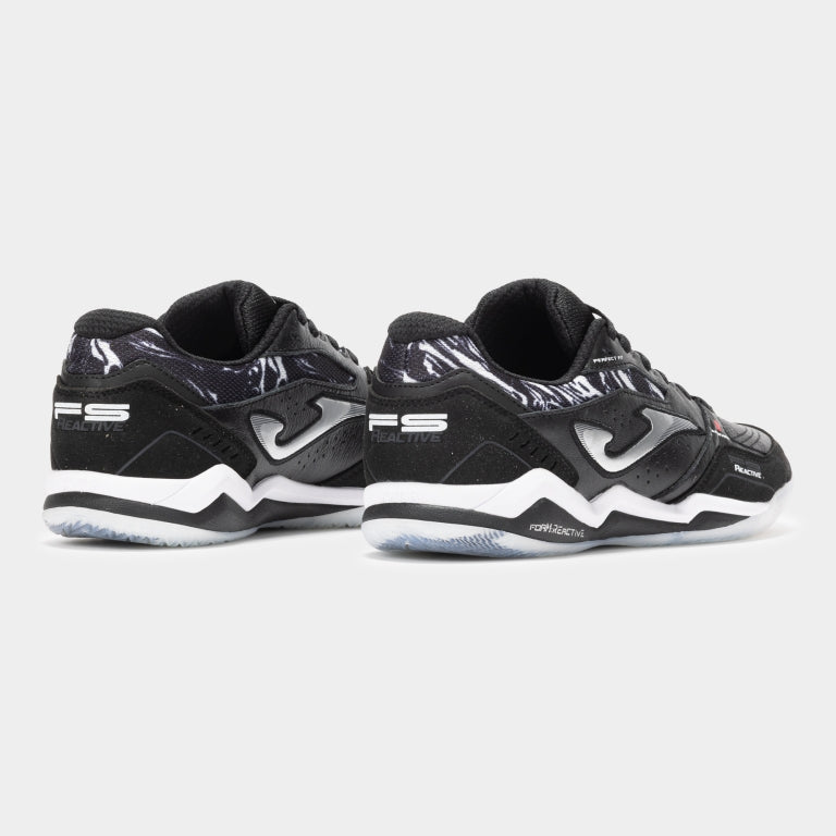 Back heel view of JOMA FS Reactive 2501 in black showing ankle collar and rear stability structure.