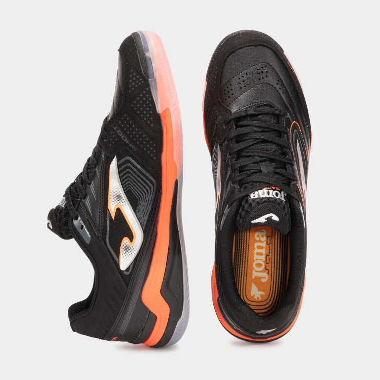 Top-down view of JOMA Gambeta 2501 futsal shoes showing laces and flexible upper design.