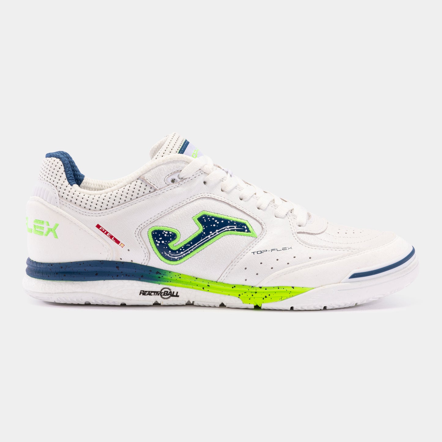 JOMA Top Flex Rebound 2402 futsal shoe in white and blue, side profile showing leather upper, VTS ventilation, and PROTECTION toe.